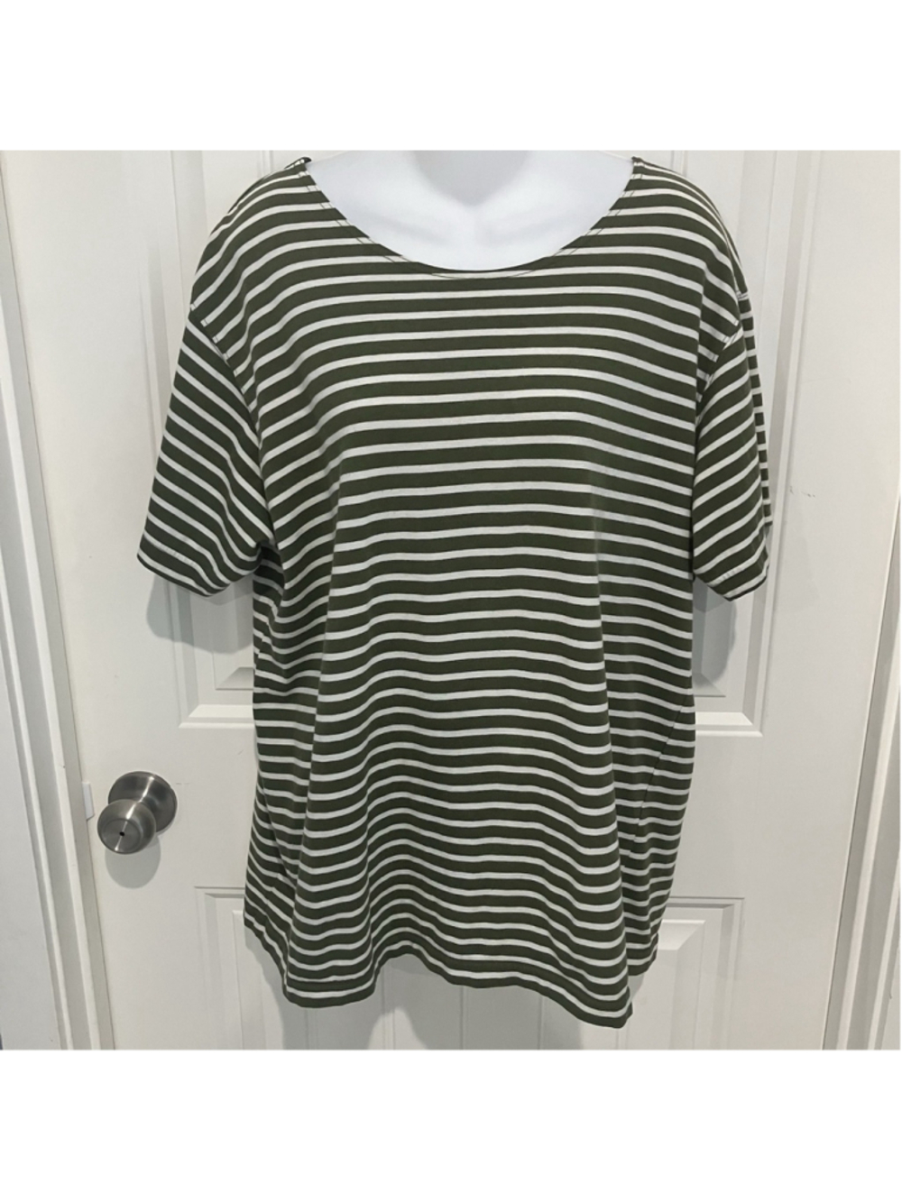 American Weekend Woman's Green Striped Short Sleeved Pullover Top Large